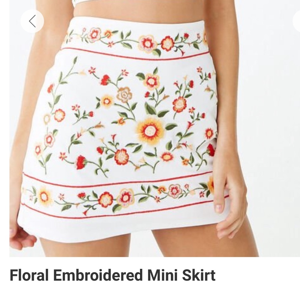 NWT. Cream Floral Embroidered Skirt, part of set